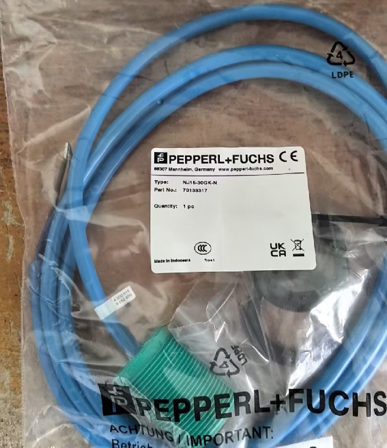 Pepperl+Fuchs Pump Flush Sensor NJ15-30GK-N for oil drilling rig.jpg